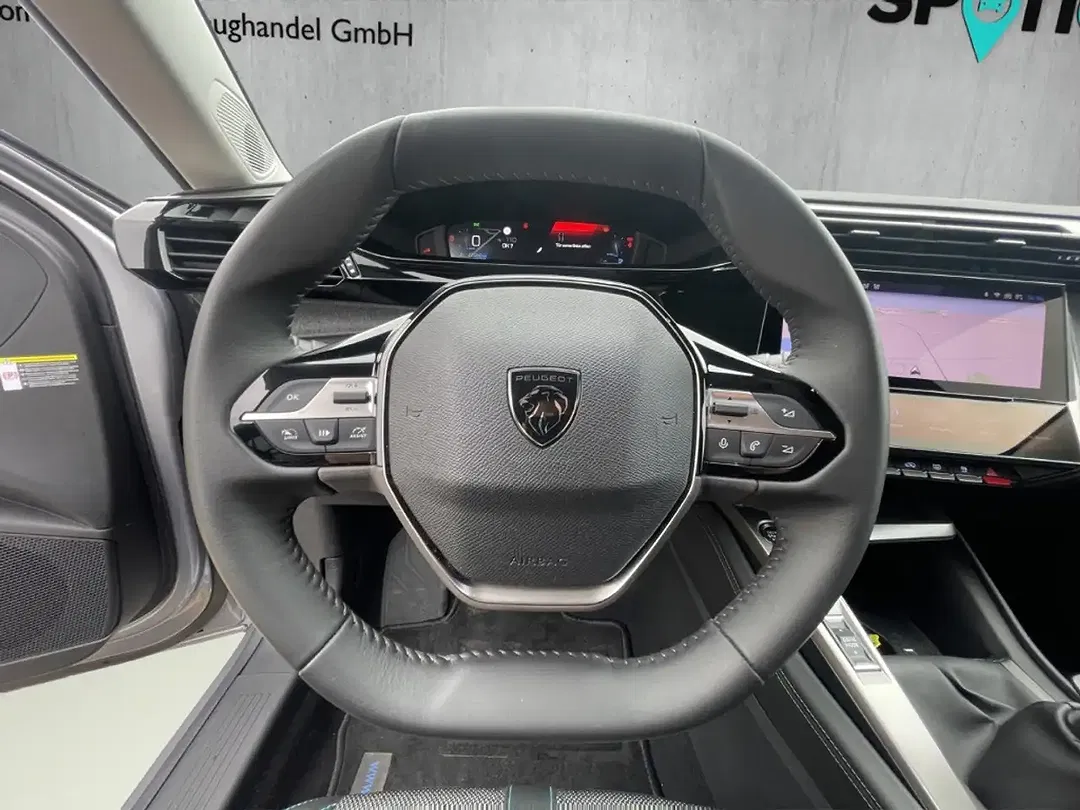 Peugeot 308 - Thumbnail 10
