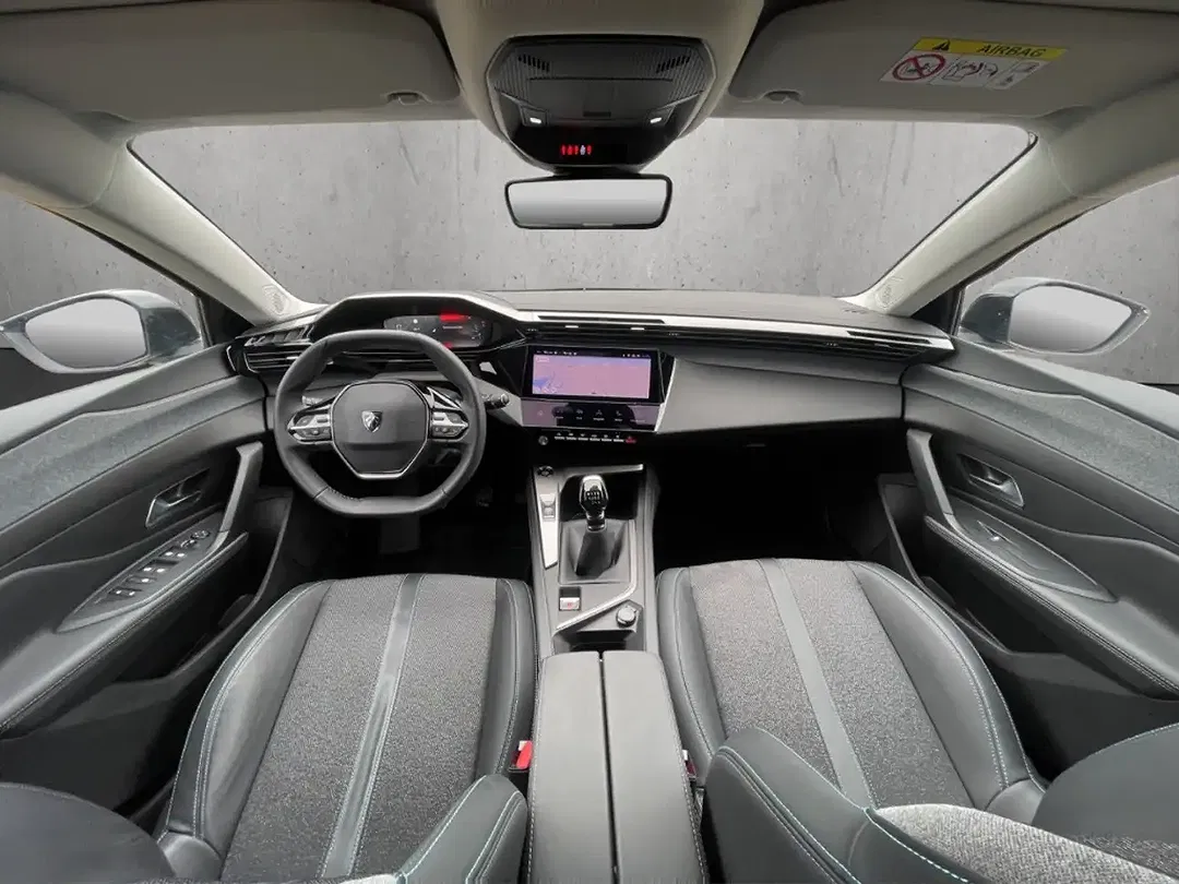 Peugeot 308 - Thumbnail 12