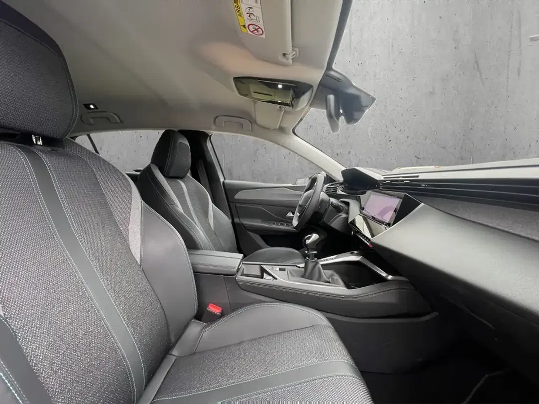 Peugeot 308 - Thumbnail 13