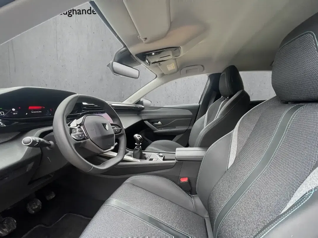 Peugeot 308 - Thumbnail 9