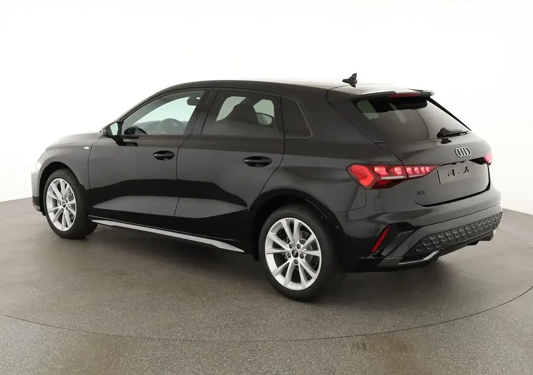 Audi A3 - Thumbnail 4