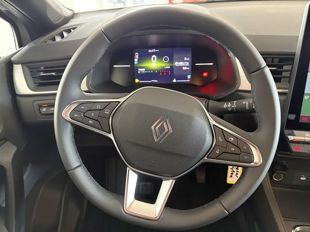 Renault Captur - Thumbnail 12