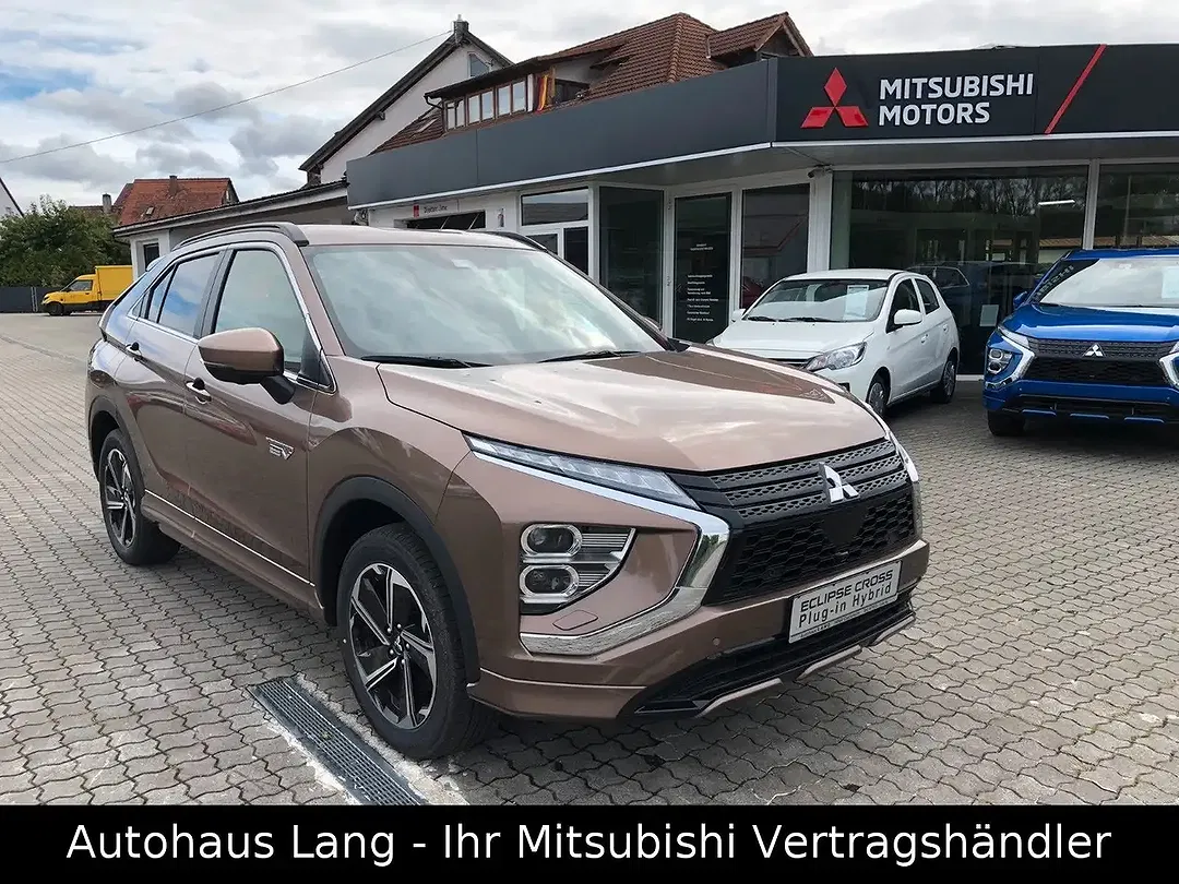 Mitsubishi Eclipse Cross - Thumbnail 1
