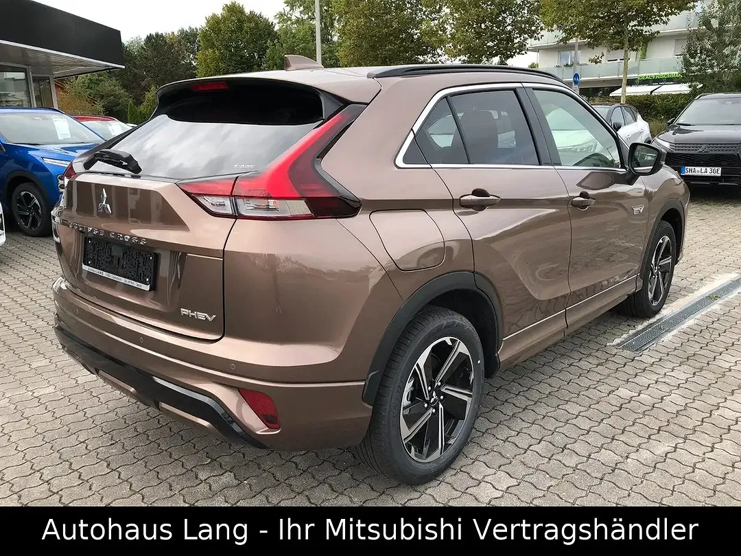 Mitsubishi Eclipse Cross - Thumbnail 4