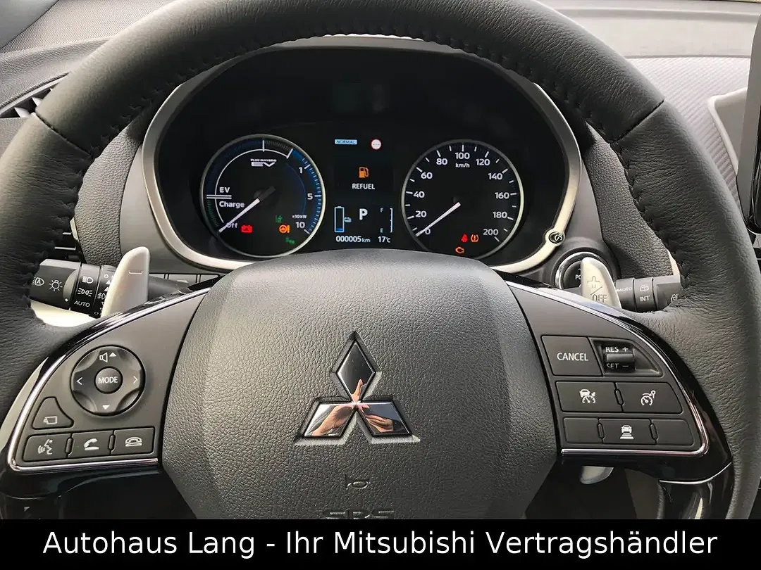 Mitsubishi Eclipse Cross - Thumbnail 5