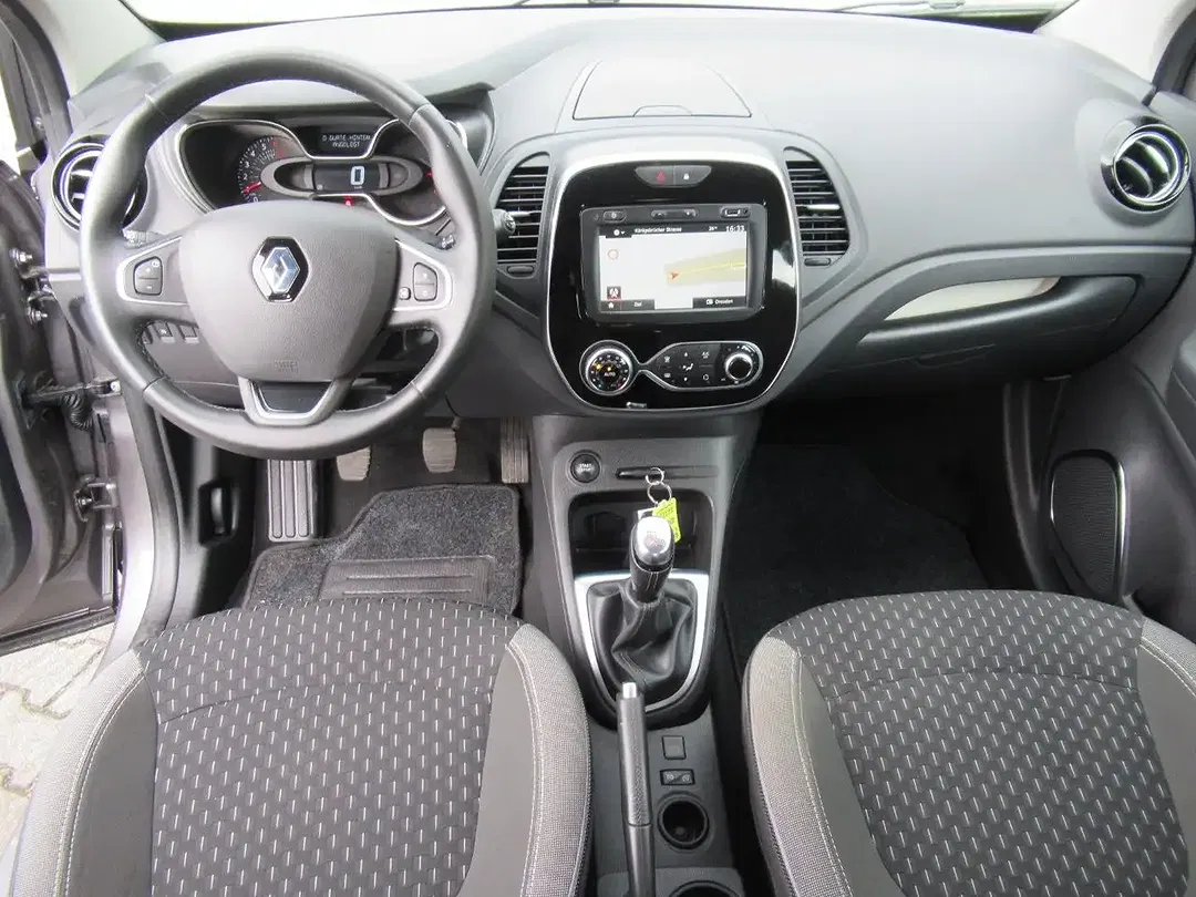 Renault Captur - Thumbnail 11