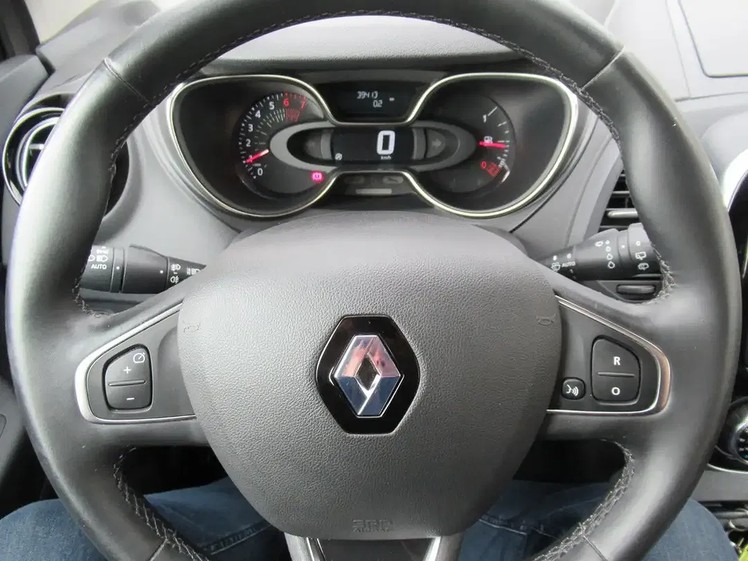 Renault Captur - Thumbnail 14