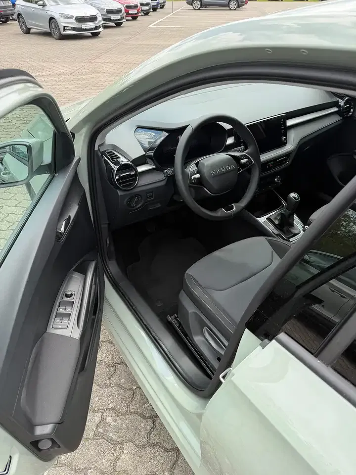 Skoda Fabia - Thumbnail 10