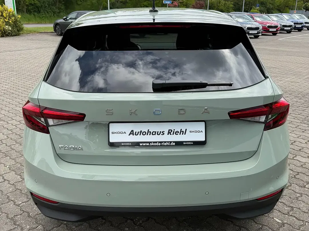 Skoda Fabia - Thumbnail 7
