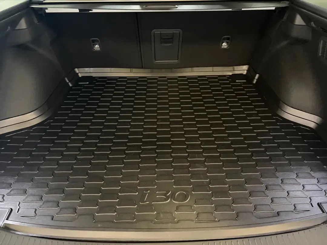 Hyundai i30 - Thumbnail 15