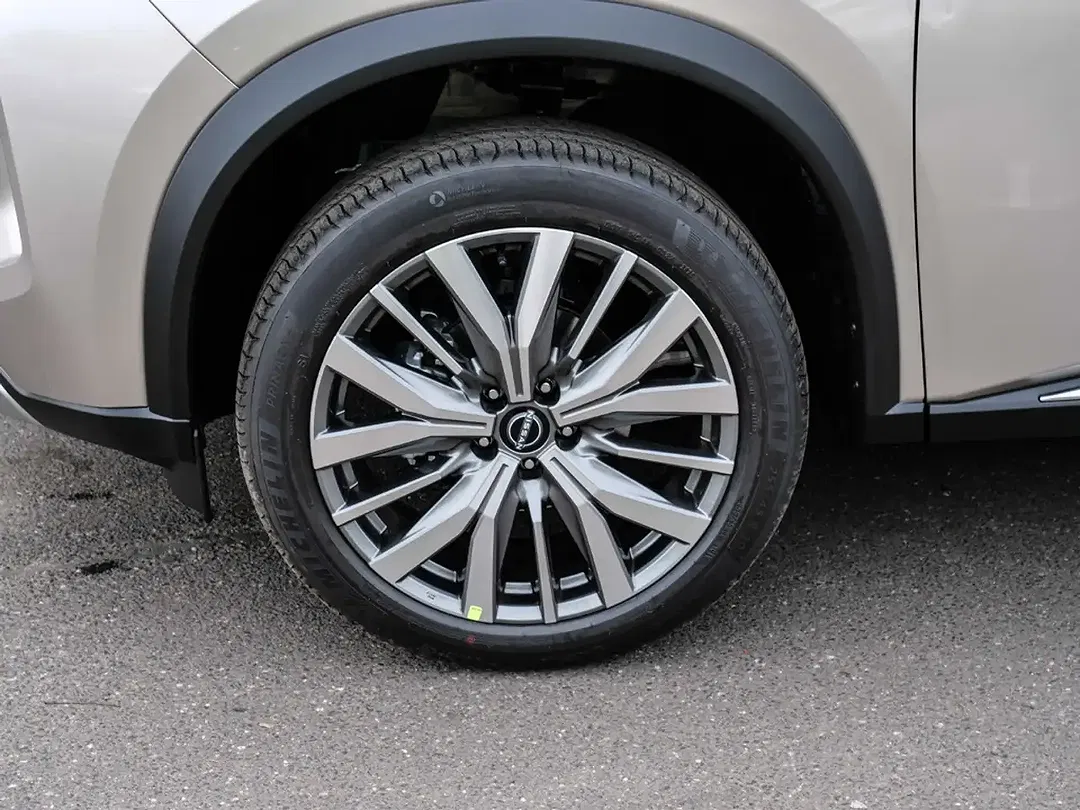 Nissan X-Trail - Thumbnail 4