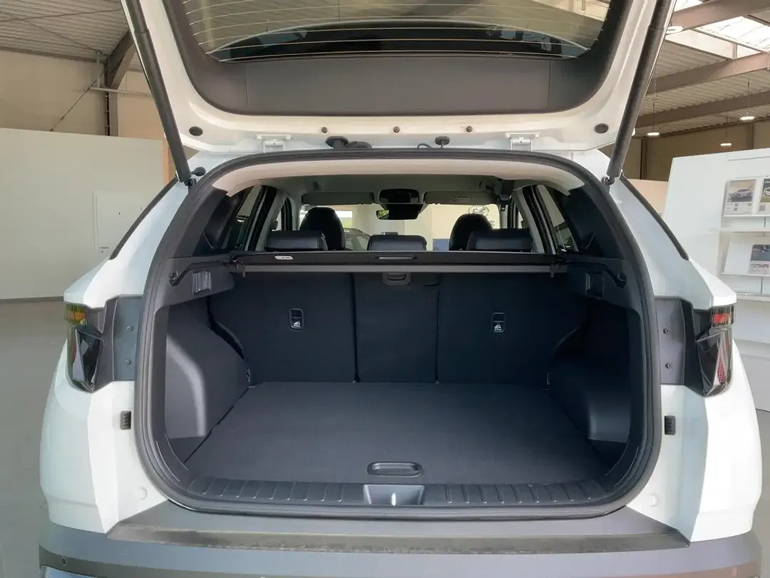 Hyundai TUCSON - Thumbnail 13