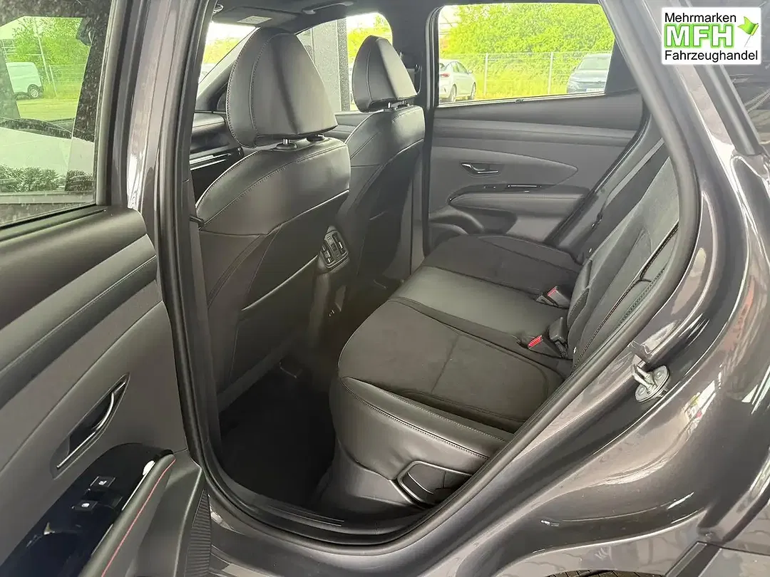 Hyundai TUCSON - Thumbnail 8