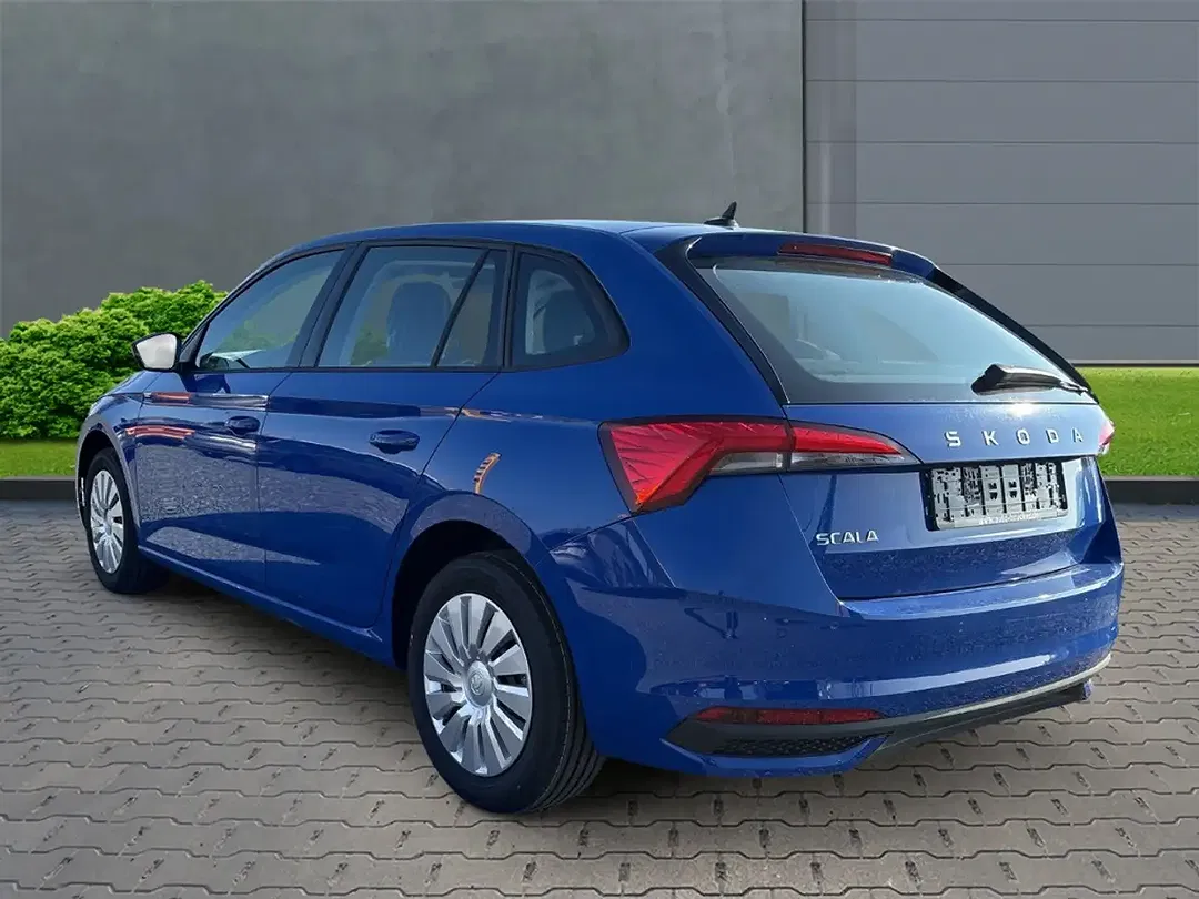 Skoda Scala - Thumbnail 2