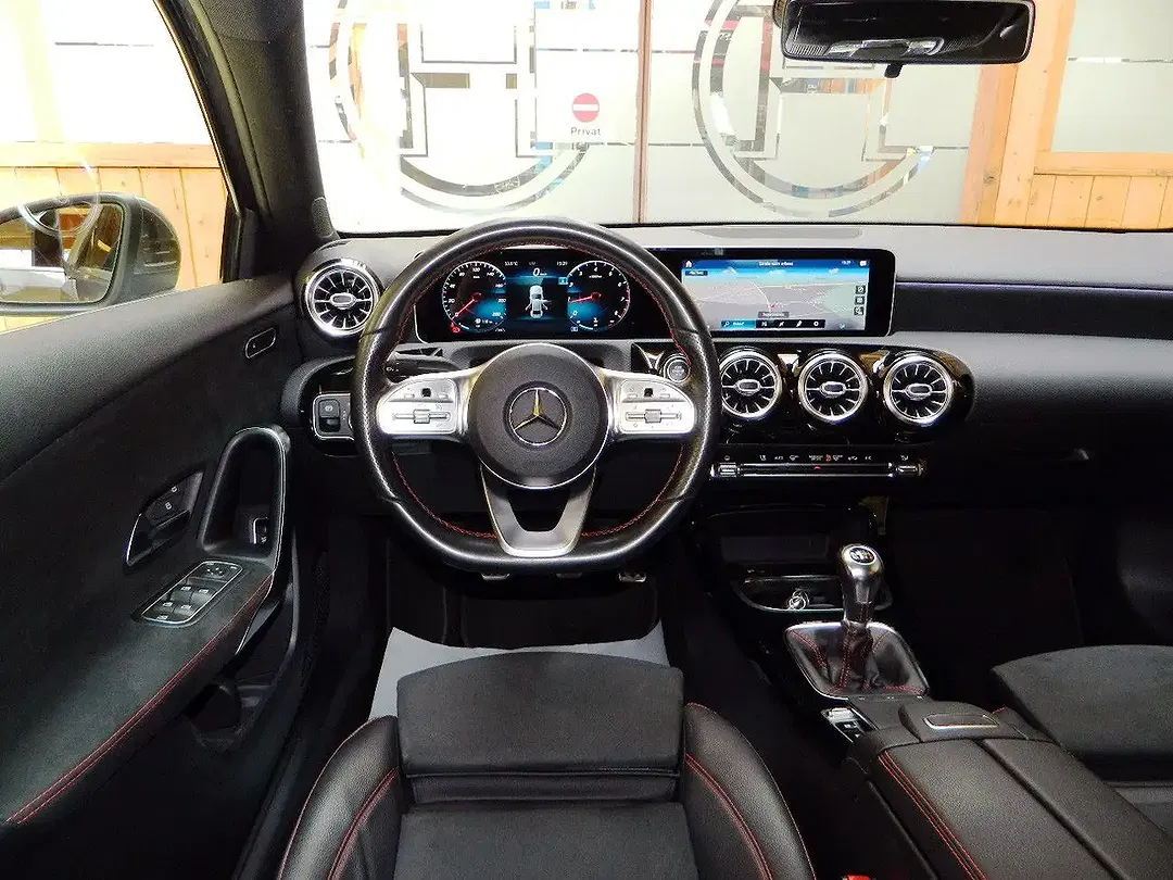Mercedes-Benz A 180 - Thumbnail 9