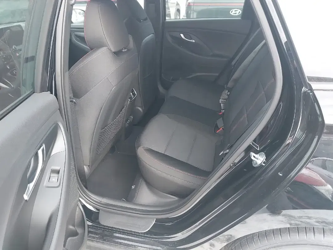 Hyundai i30 - Thumbnail 8