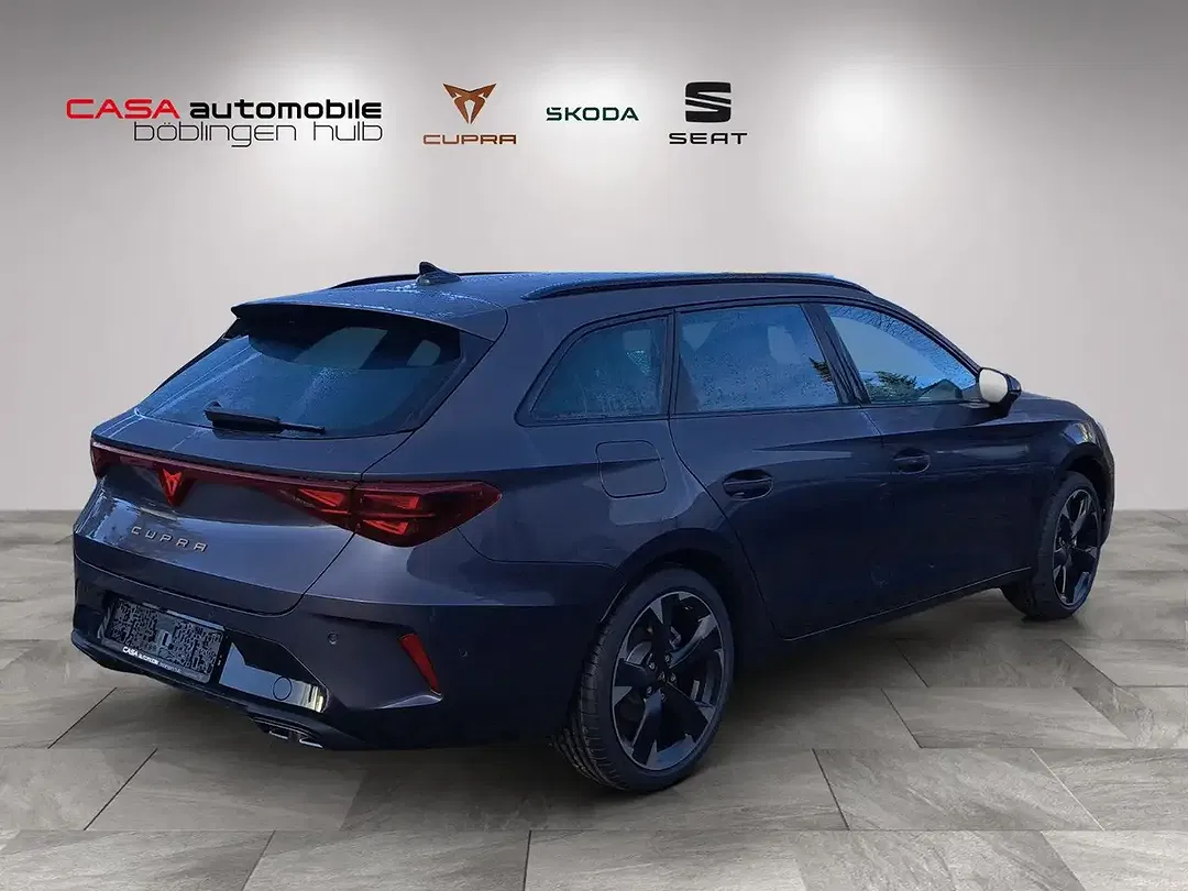 CUPRA Leon - Thumbnail 4