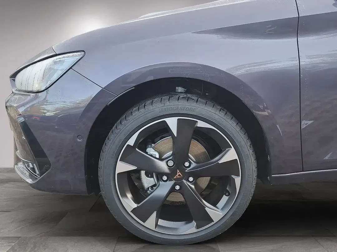 CUPRA Leon - Thumbnail 8