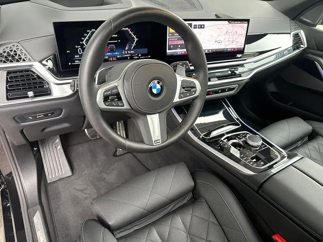 BMW X5 - Thumbnail 10
