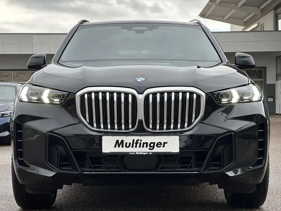 BMW X5 - Thumbnail 3