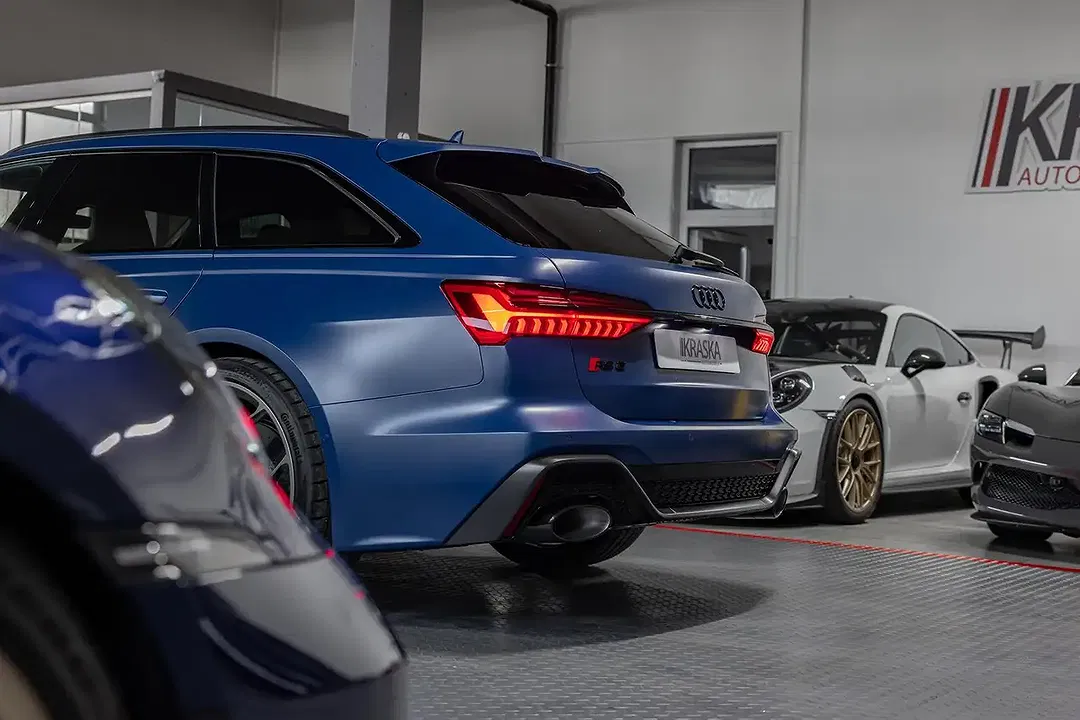 Audi RS6 - Thumbnail 13