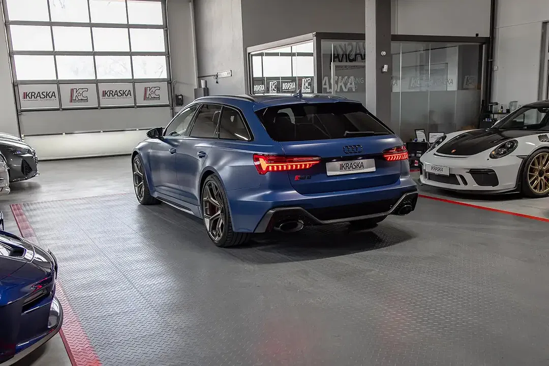 Audi RS6 - Thumbnail 14