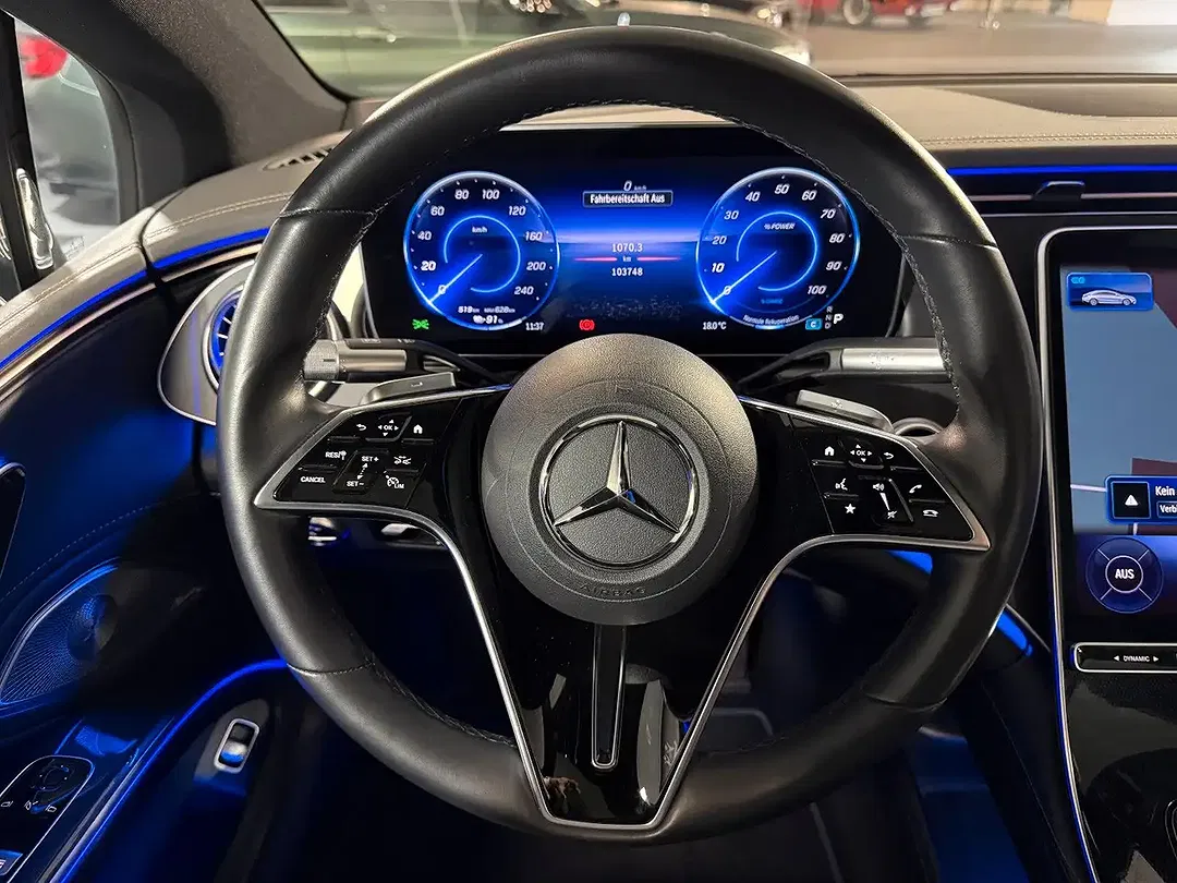 Mercedes-Benz EQS - Thumbnail 11
