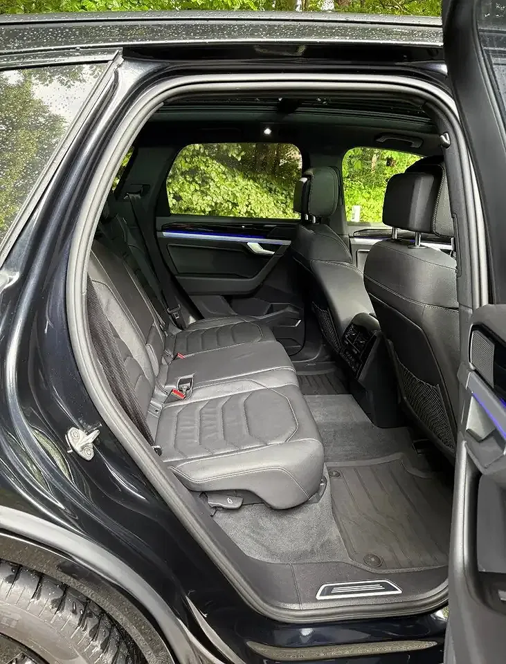 Volkswagen Touareg - Thumbnail 9