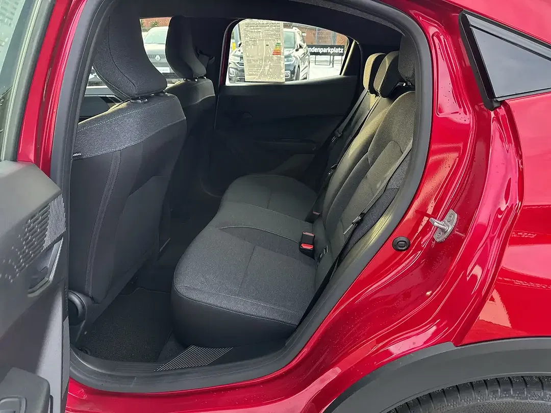 Renault Clio - Thumbnail 10