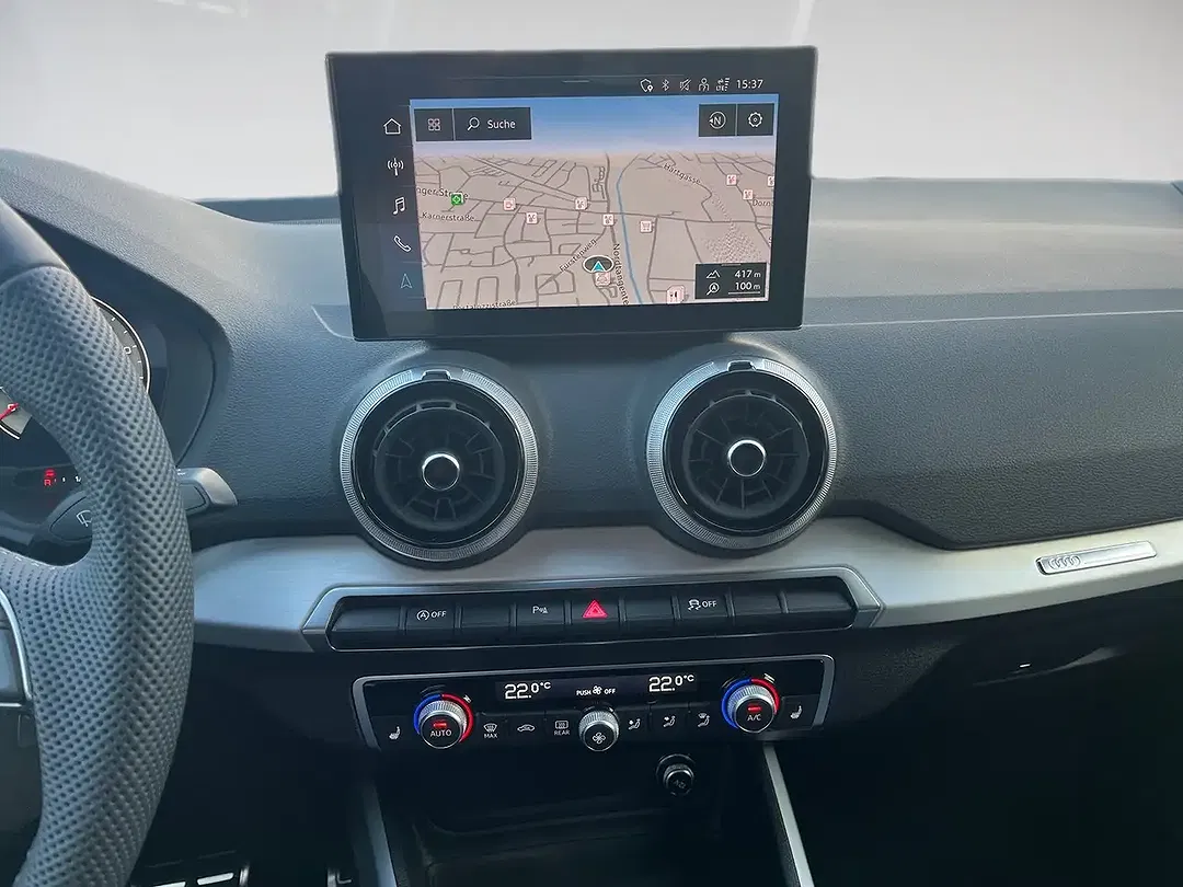 Audi Q2 - Thumbnail 11