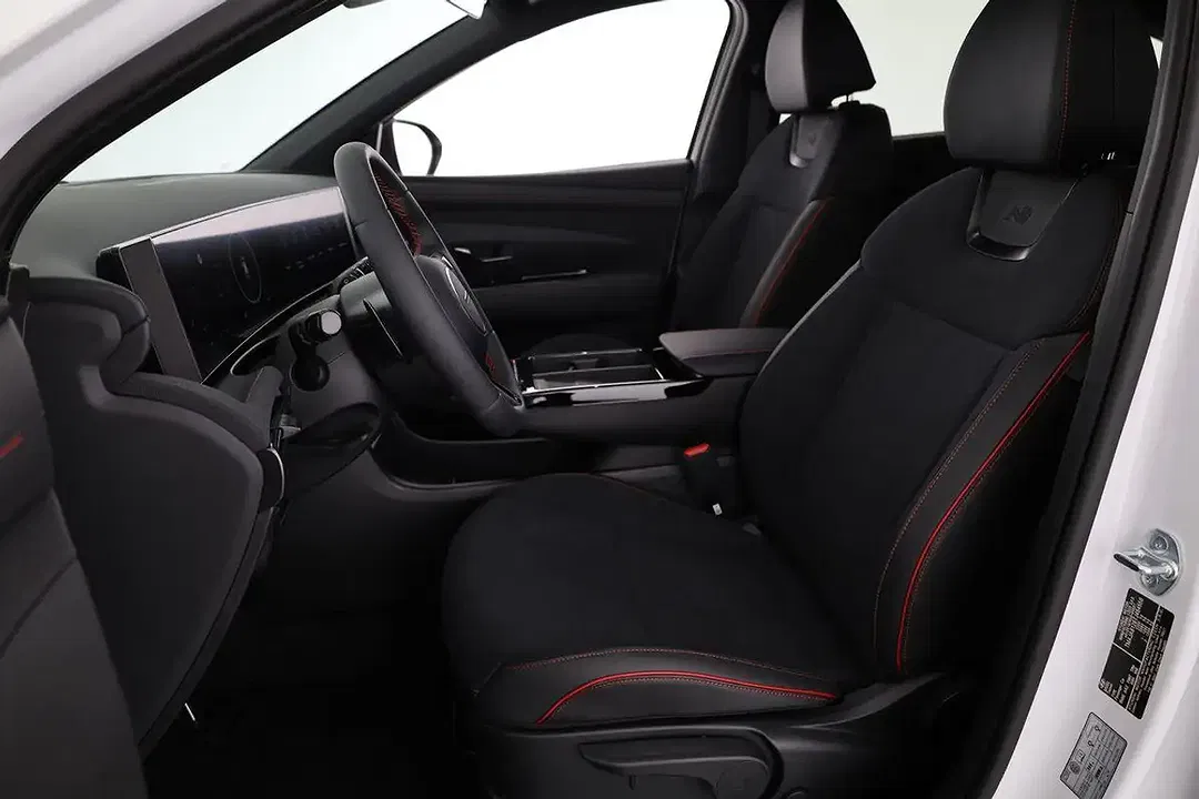 Hyundai TUCSON - Thumbnail 9