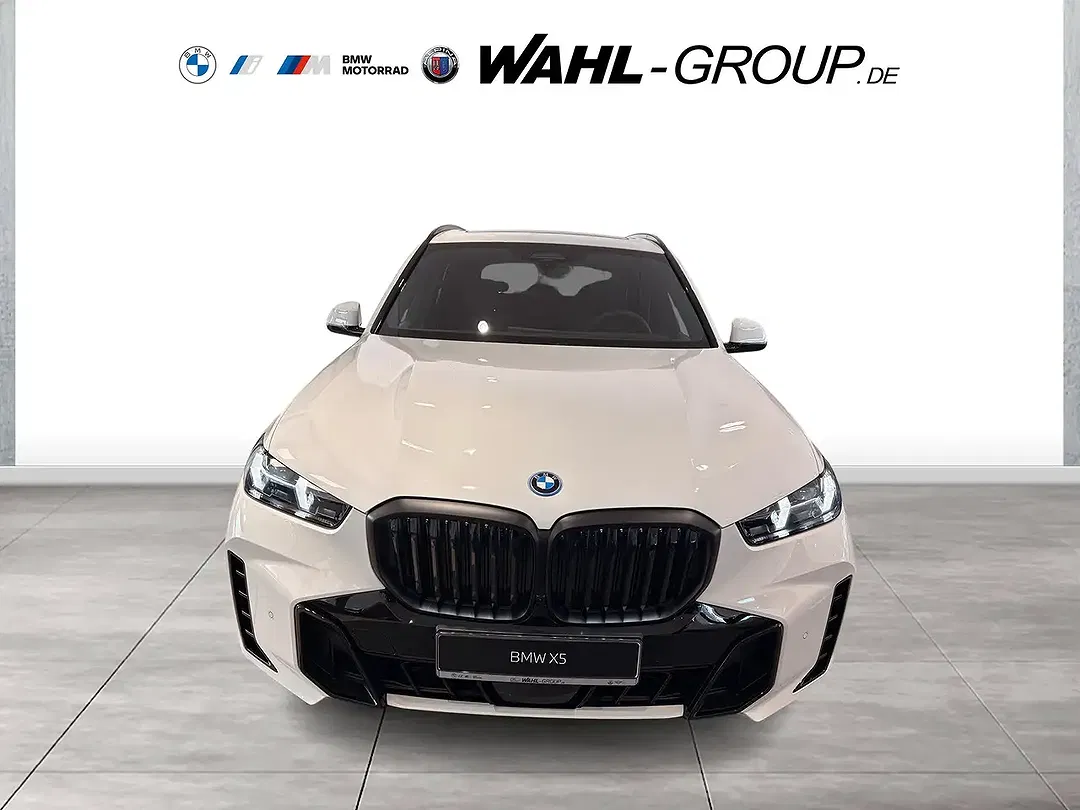 BMW X5 - Thumbnail 2