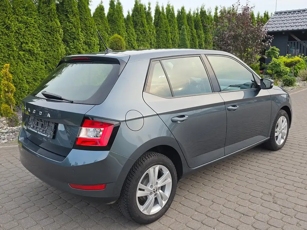 Skoda Fabia - Thumbnail 10