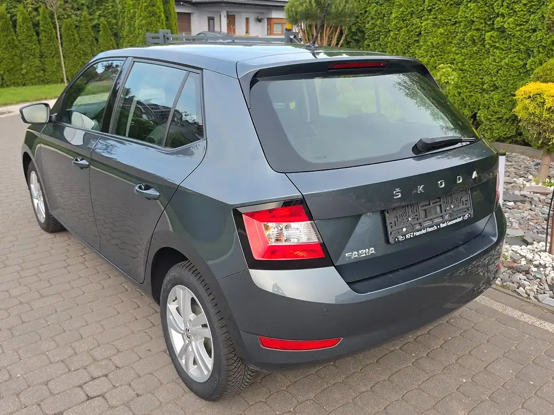 Skoda Fabia - Thumbnail 6