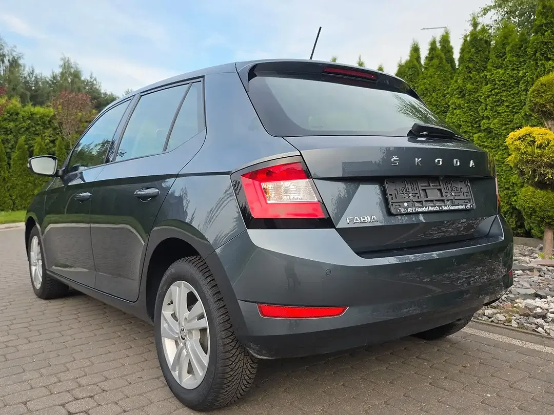 Skoda Fabia - Thumbnail 7