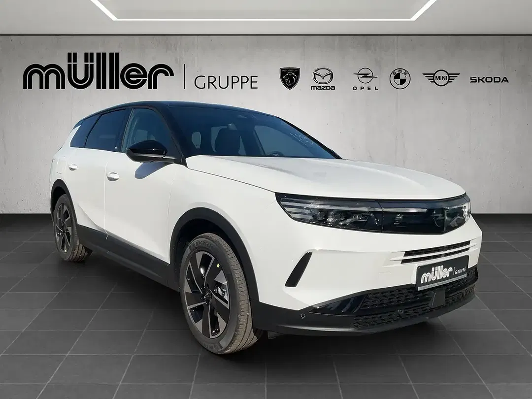 Opel Grandland - Thumbnail 2