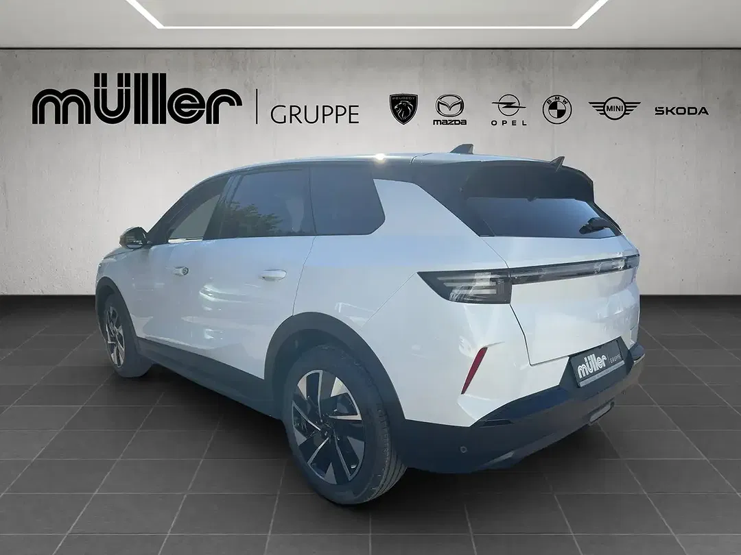 Opel Grandland - Thumbnail 4