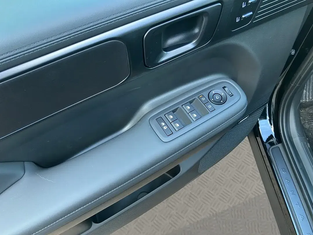 Hyundai SANTA FE - Thumbnail 10