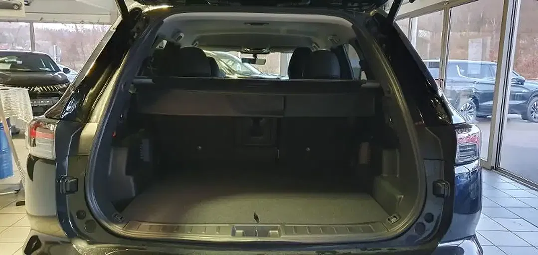 Mitsubishi Outlander - Thumbnail 9