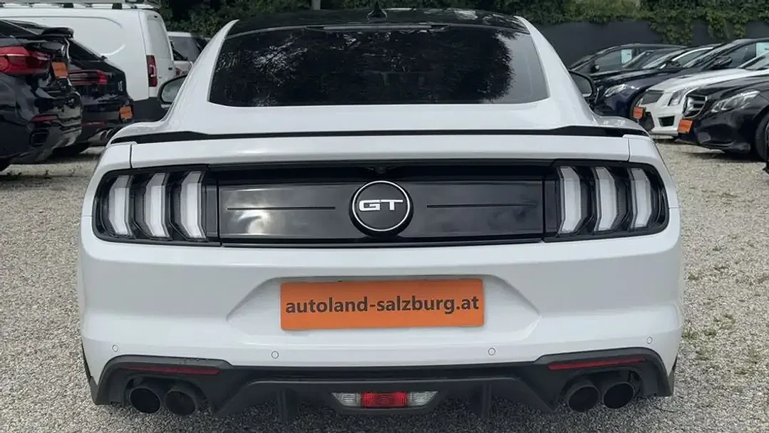 Ford Mustang - Thumbnail 5