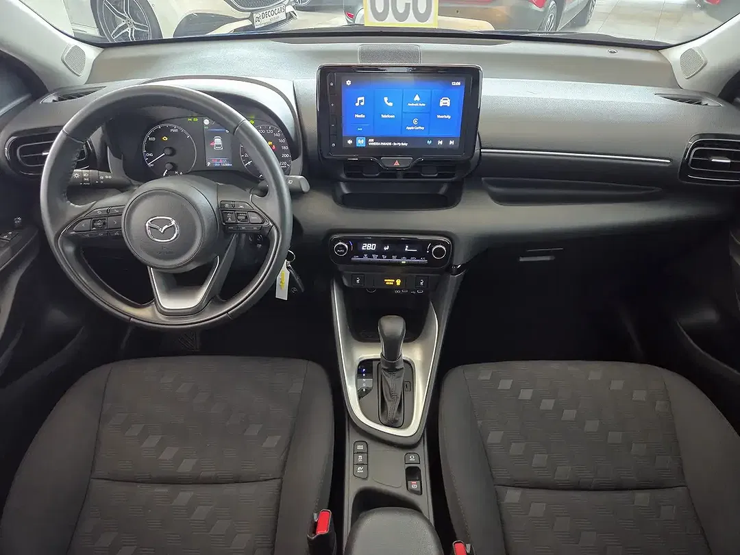 Mazda 2 - Thumbnail 11