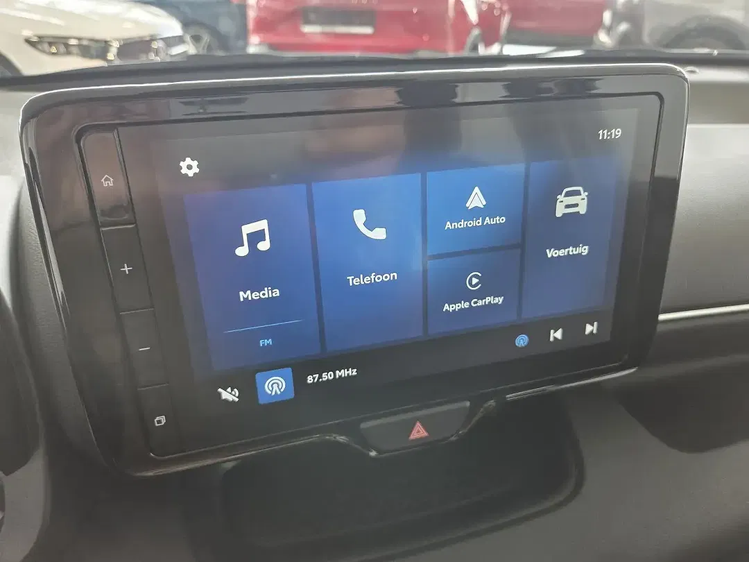 Mazda 2 - Thumbnail 14