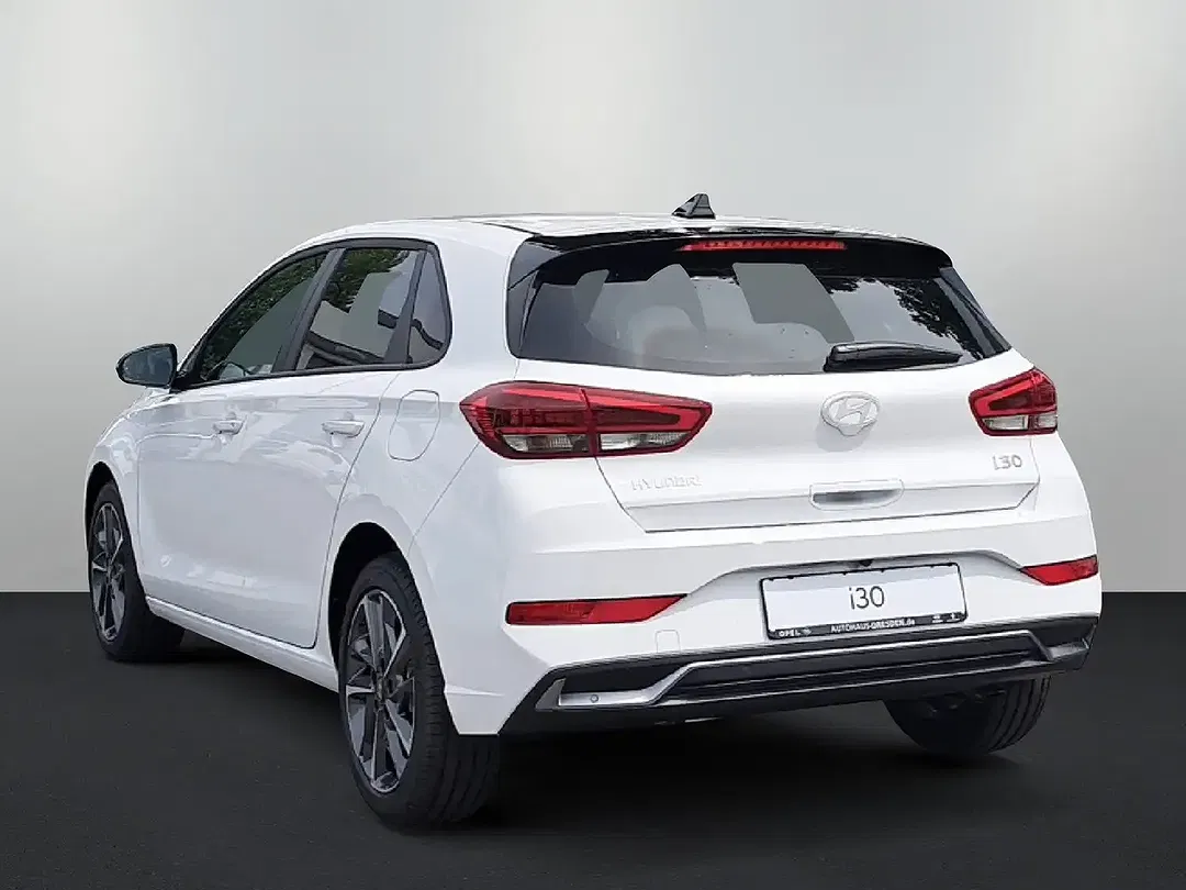 Hyundai i30 - Thumbnail 3