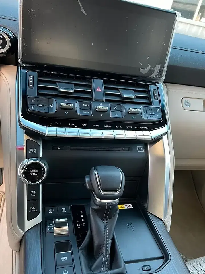 Toyota Land Cruiser - Thumbnail 13