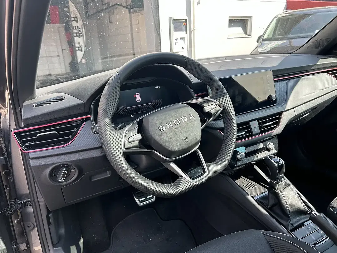 Skoda Kamiq - Thumbnail 8