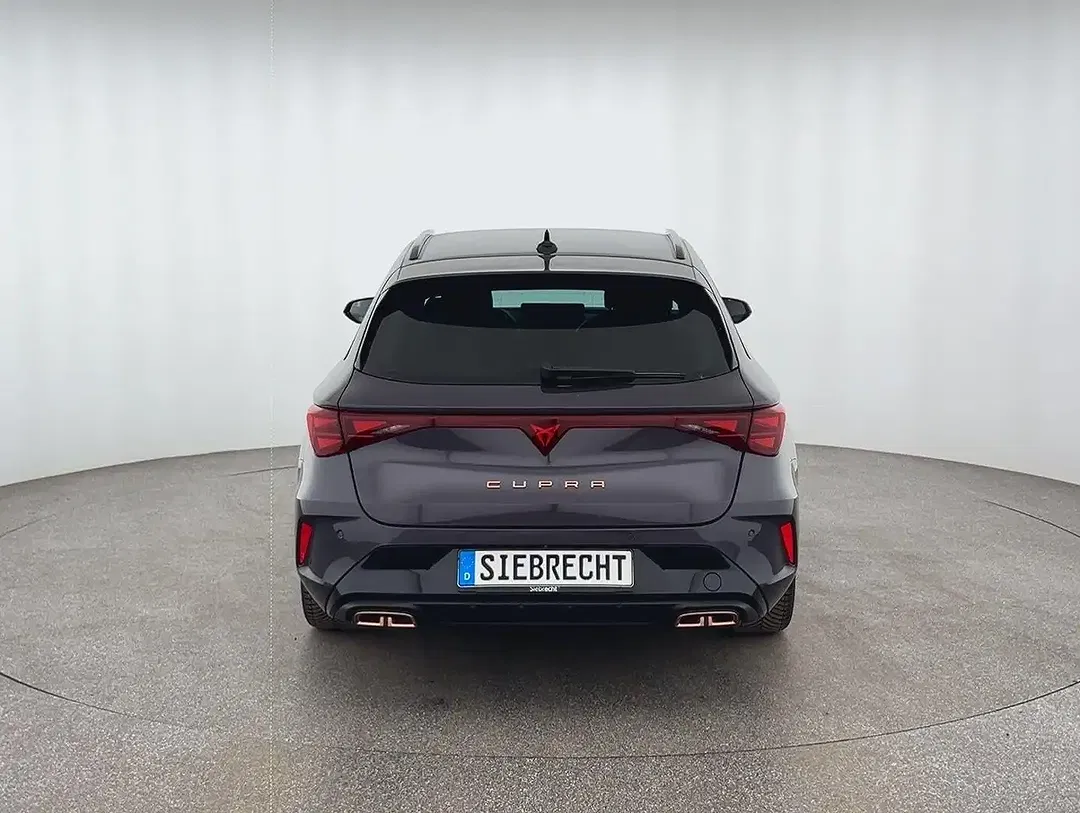 CUPRA Leon - Thumbnail 4