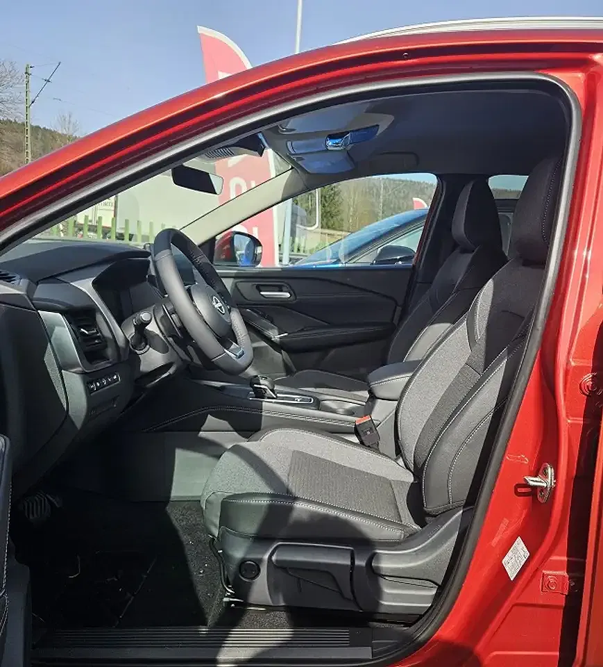 Nissan Qashqai - Thumbnail 8