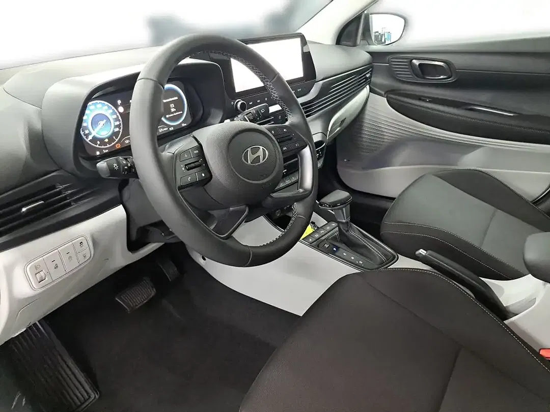 Hyundai i20 - Thumbnail 9