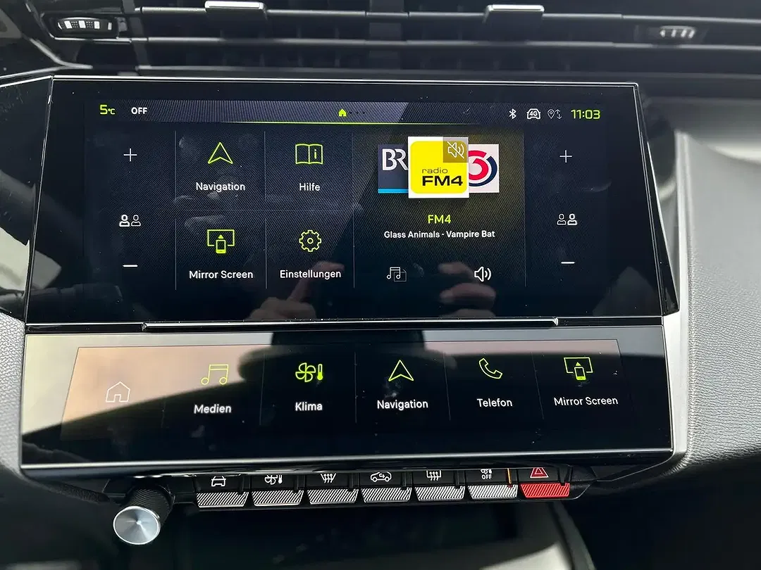 Peugeot 308 - Thumbnail 10