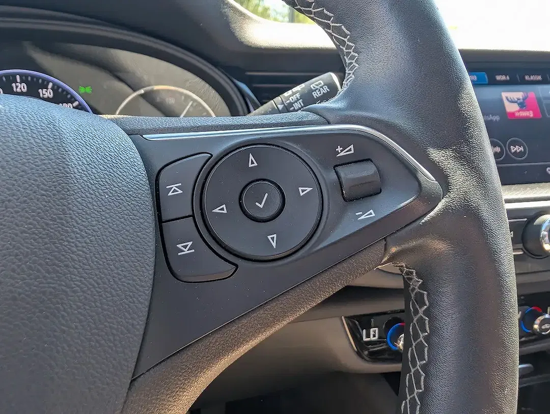 Opel Insignia - Thumbnail 12